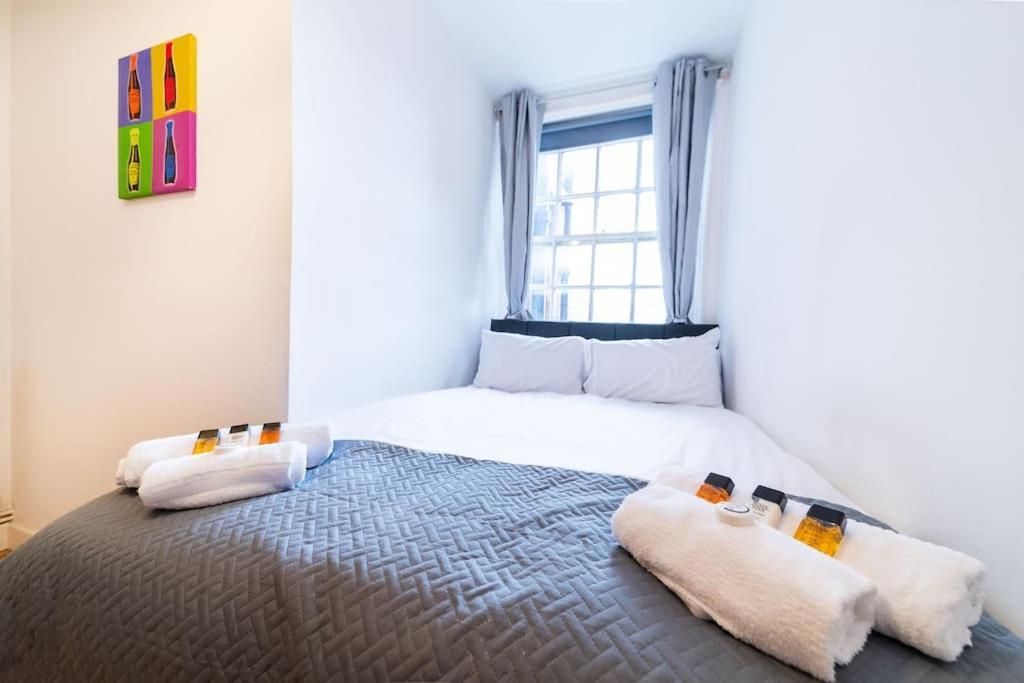 Beautiful One Bedroom Flat In Tavistock Place Лондон Екстериор снимка