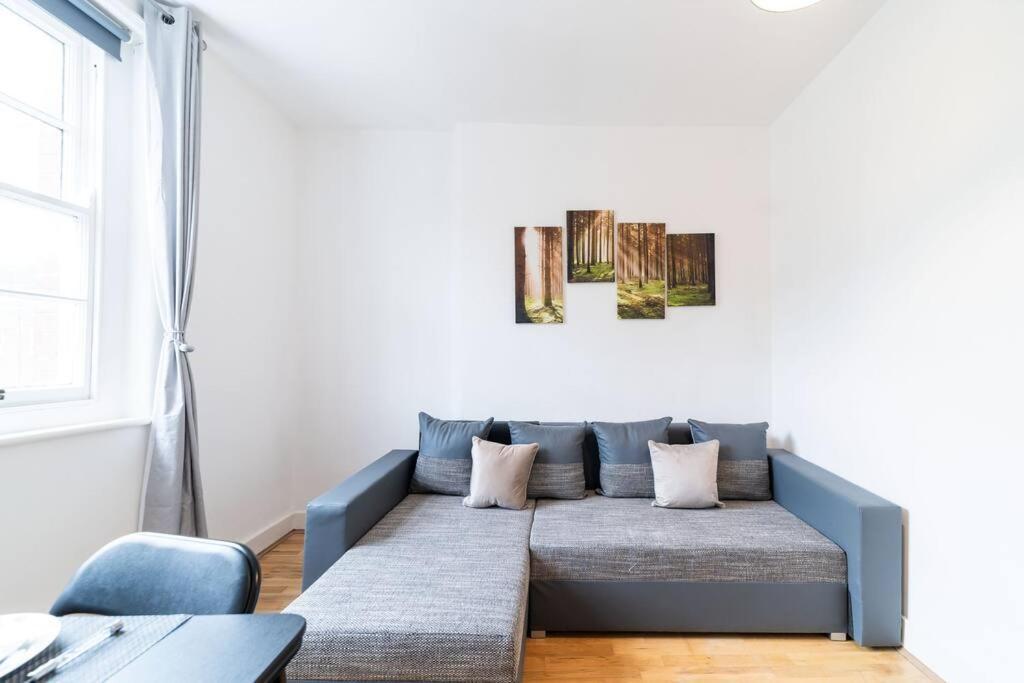 Beautiful One Bedroom Flat In Tavistock Place Лондон Екстериор снимка